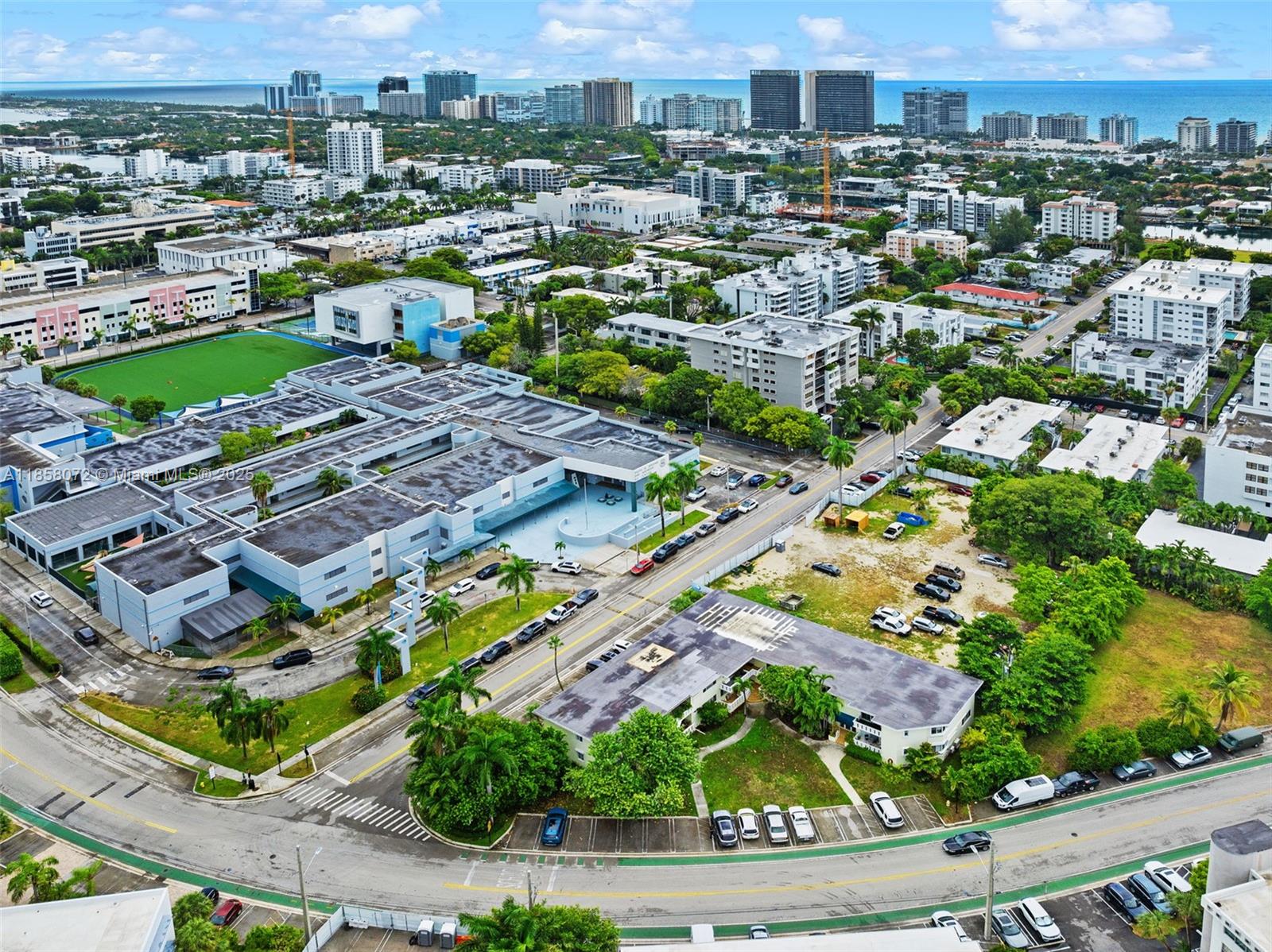 HARBOUR POINT CONDO - Residential