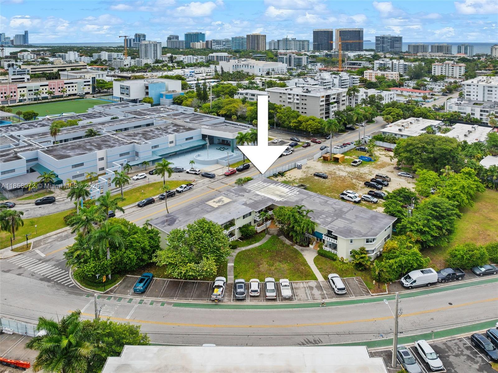 HARBOUR POINT CONDO - Residential