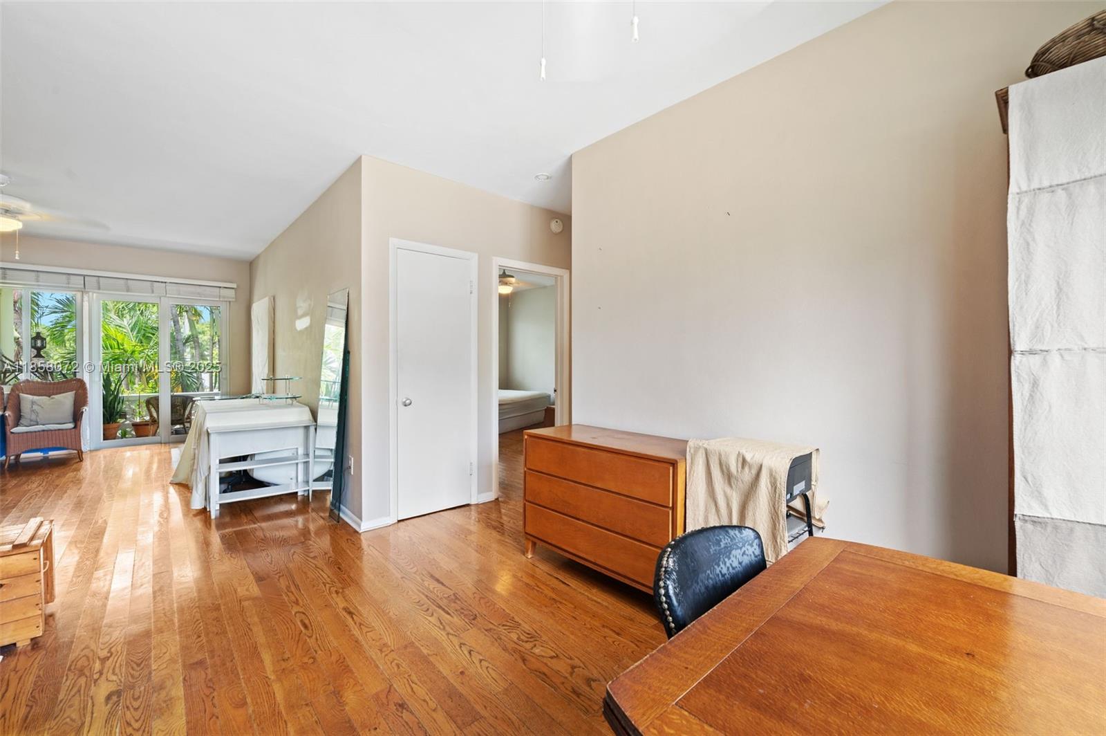 HARBOUR POINT CONDO - Residential