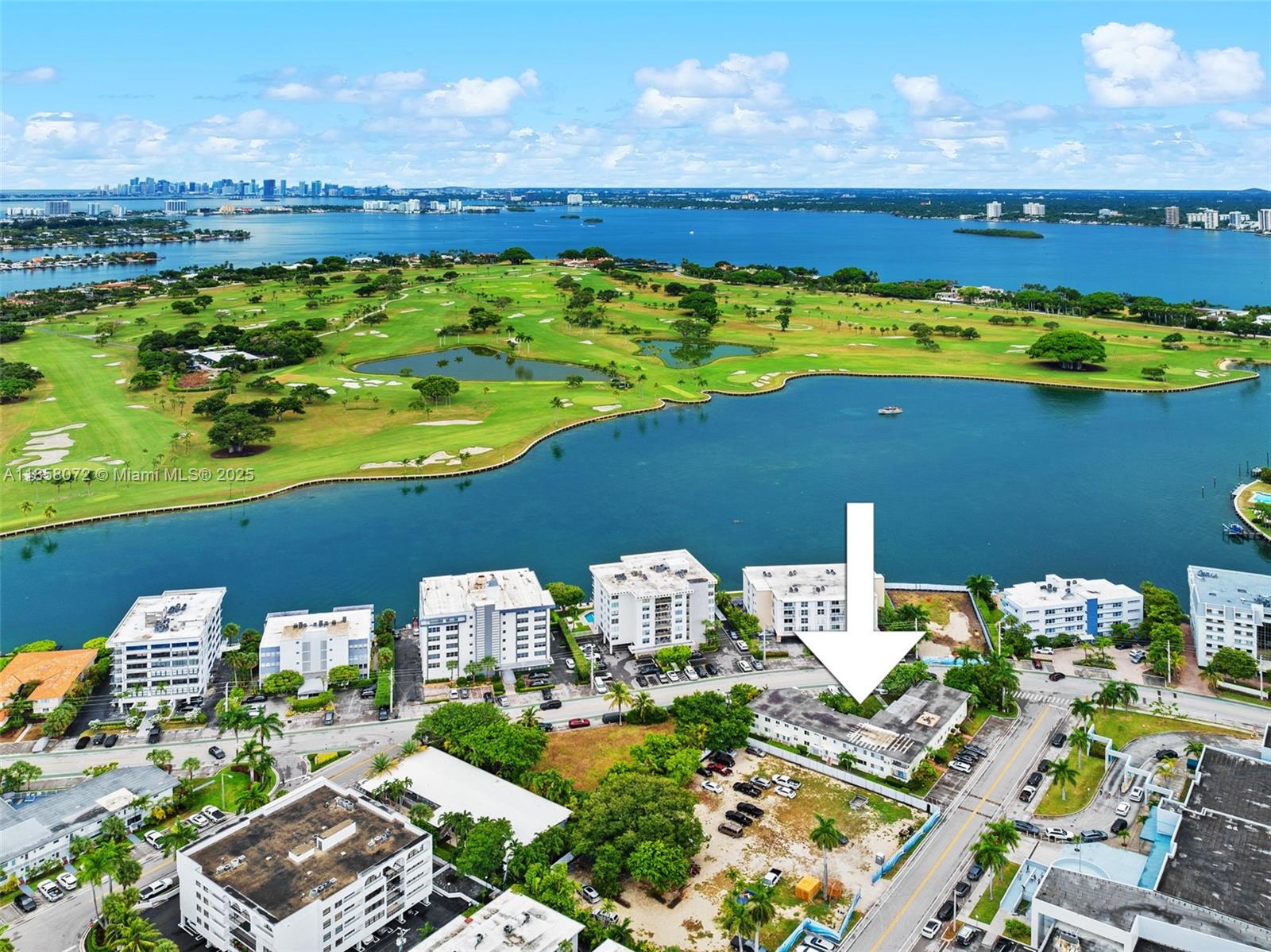 HARBOUR POINT CONDO - Residential