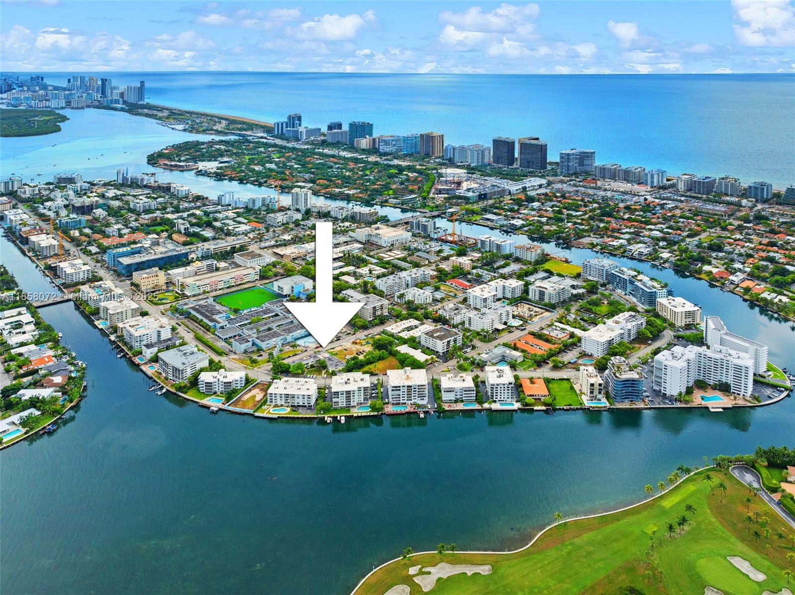 HARBOUR POINT CONDO - Residential