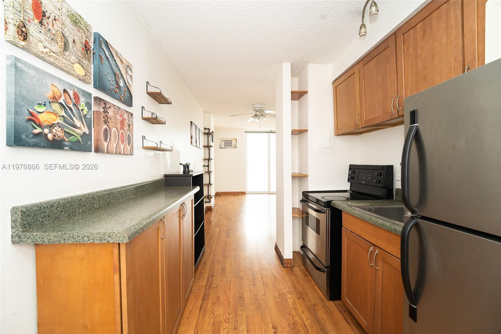 1750 JAMES APARTMENTS CON - Residential