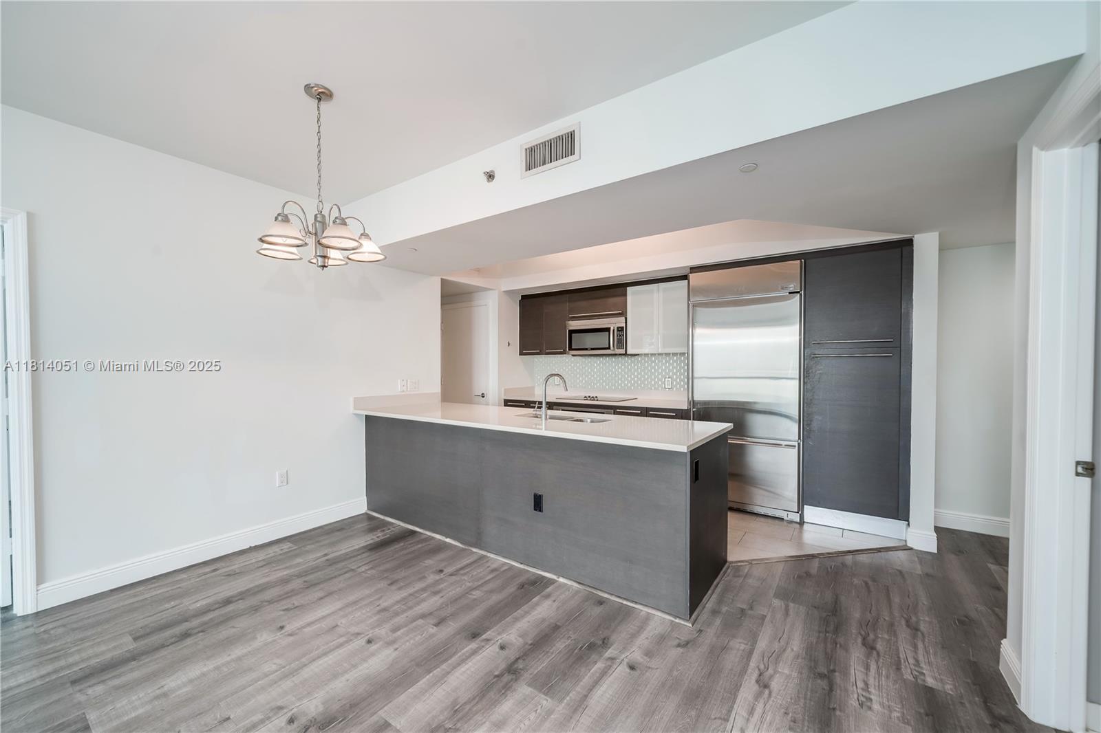 500 BRICKELL WEST CONDO - Residential Lease