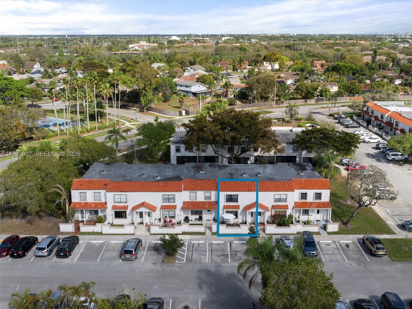 WELLEBY UNIT SEVEN - Residential