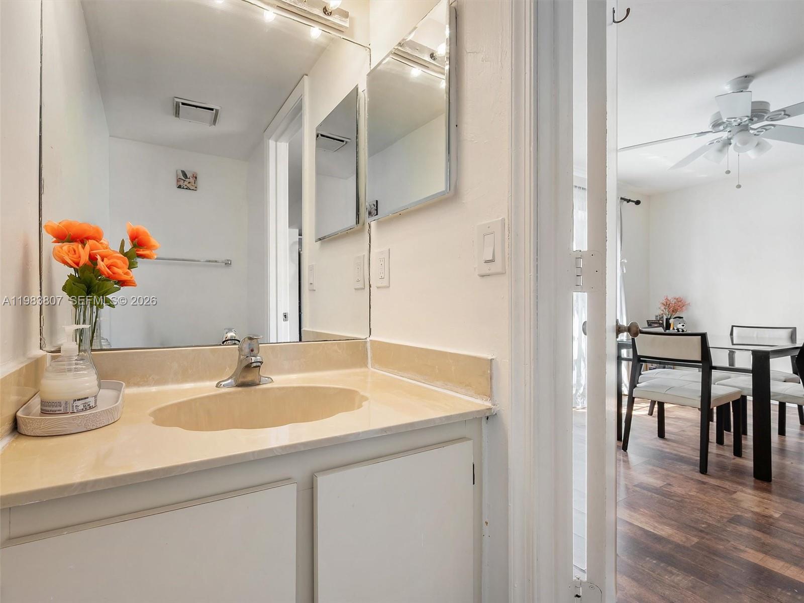 WELLEBY UNIT SEVEN - Residential