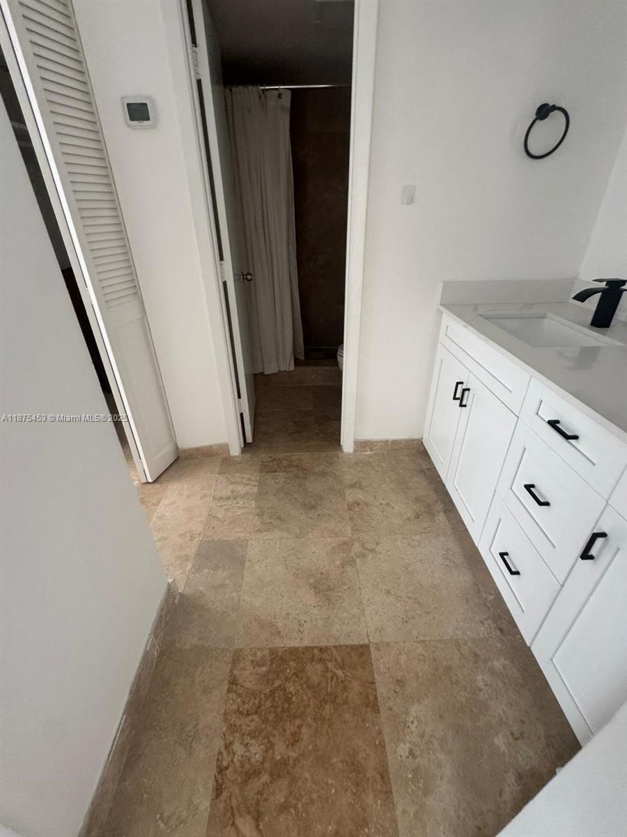 ARLEN HOUSE WEST CONDO - Residential Lease