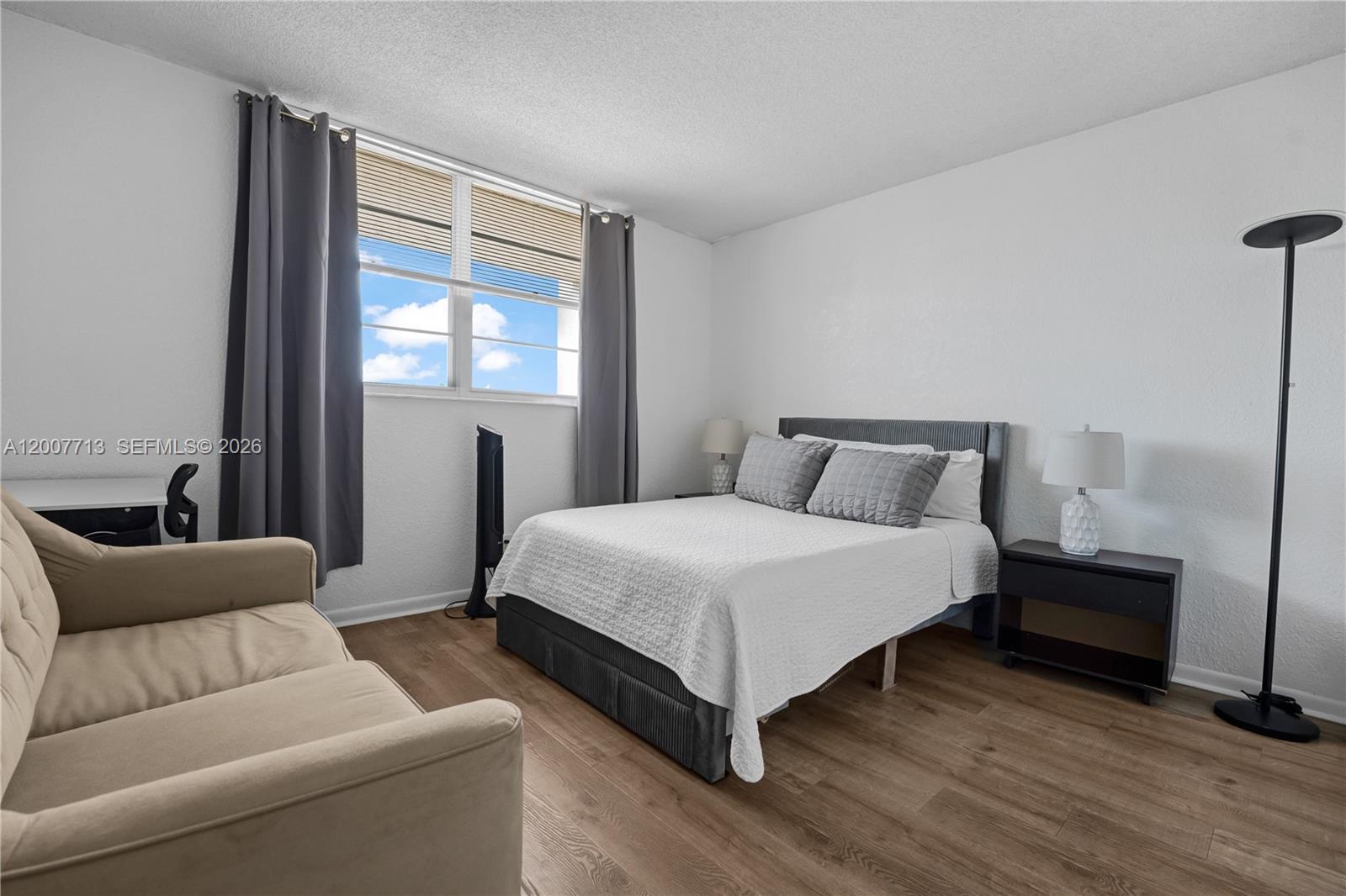 ARAGON PHASE 1A CONDO - Residential