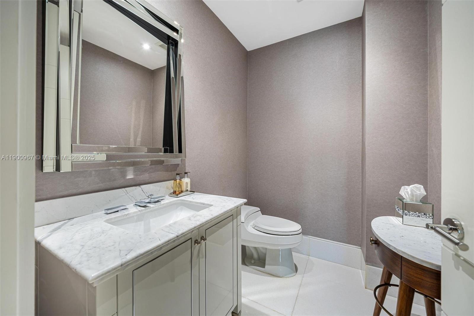 ALTOS DEL MAR NO. 5 - Residential