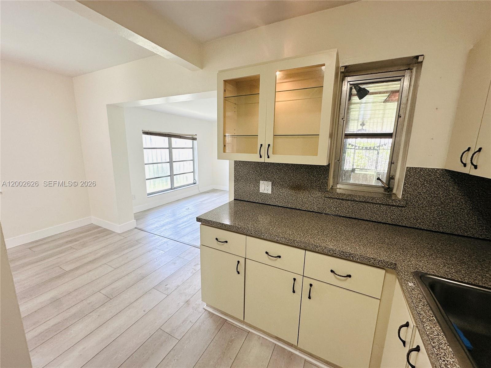 FAIRLAWN - Residential Lease