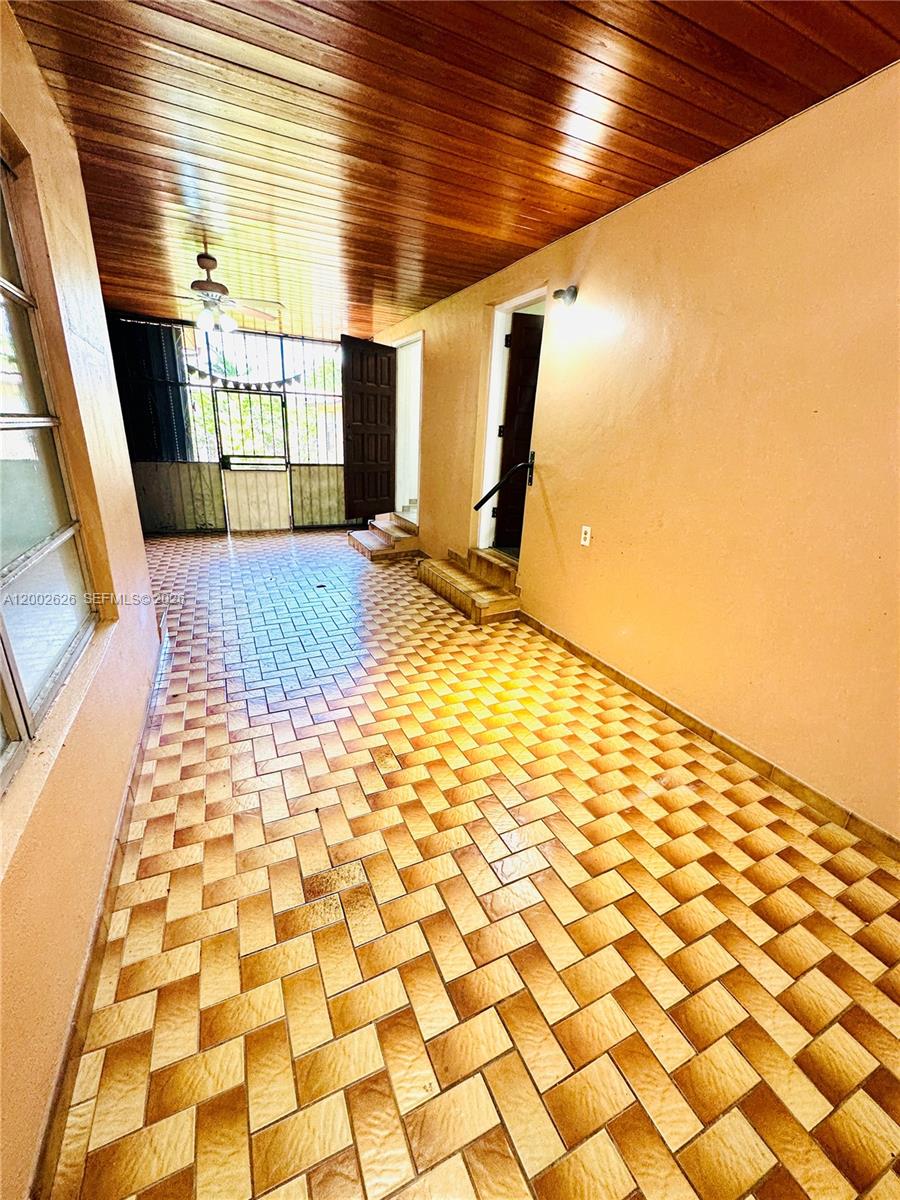 FAIRLAWN - Residential Lease