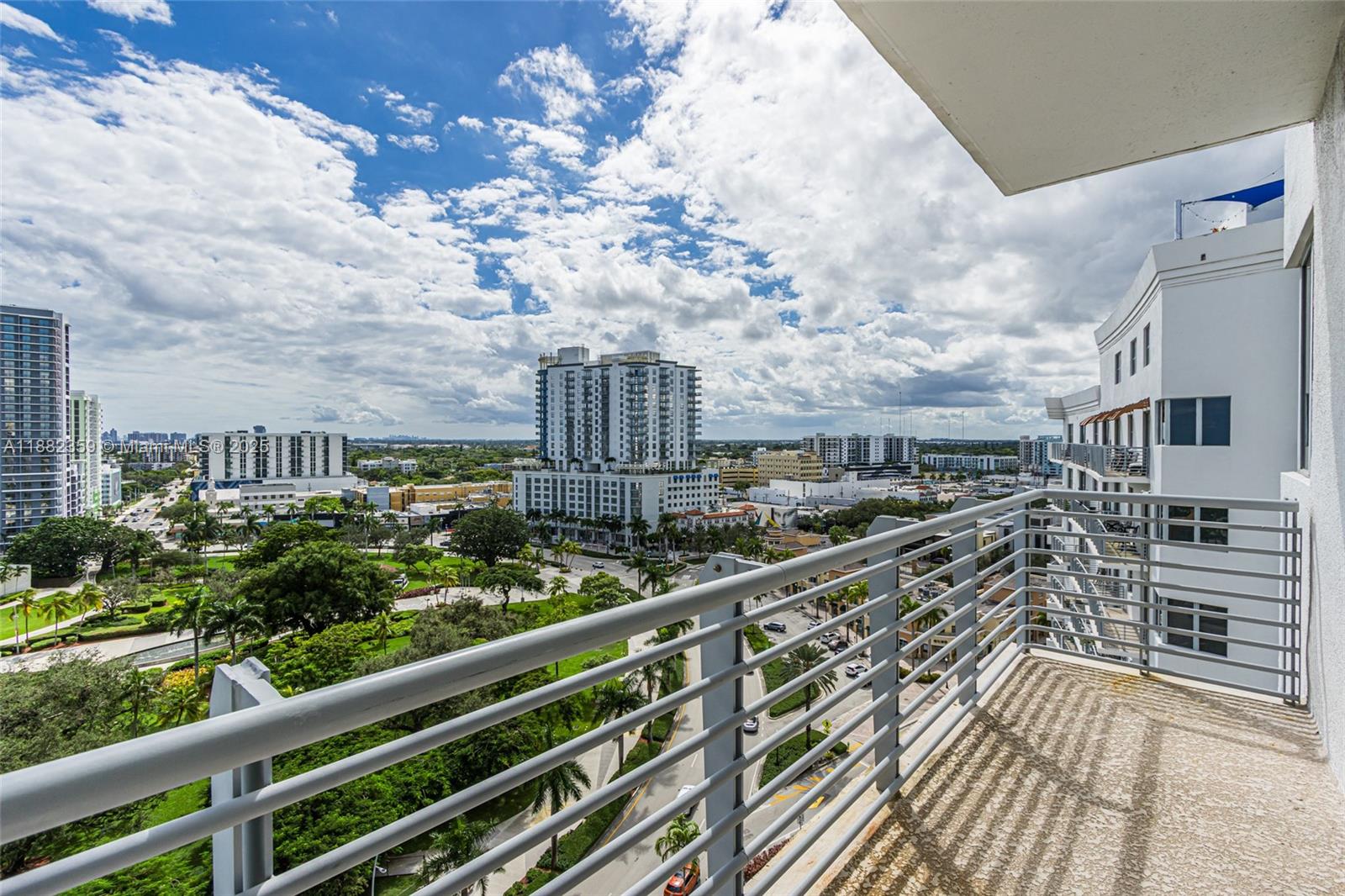 RADIUS CONDO - Residential Lease