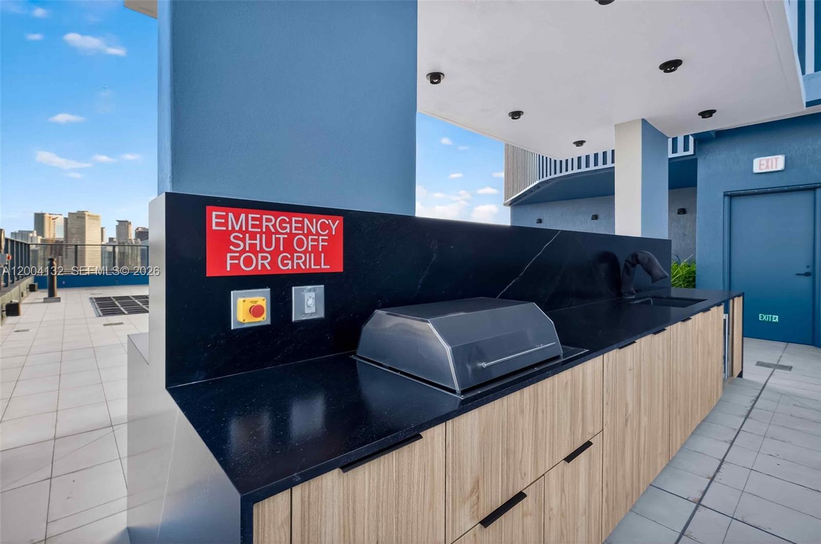 501 FIRST RESIDENCES - Residential