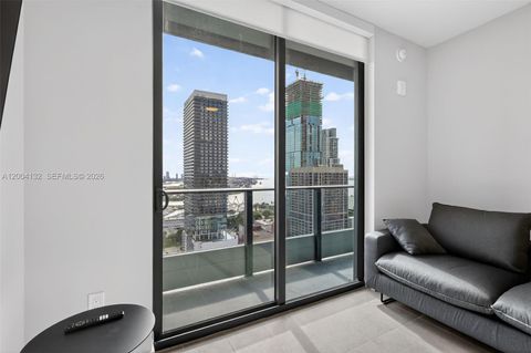 Tiny photo for 121 NE 5th Steet St #3313, Miami, FL 33132 (MLS # A12004132)