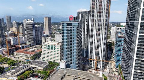 Tiny photo for 121 NE 5th Steet St #3313, Miami, FL 33132 (MLS # A12004132)