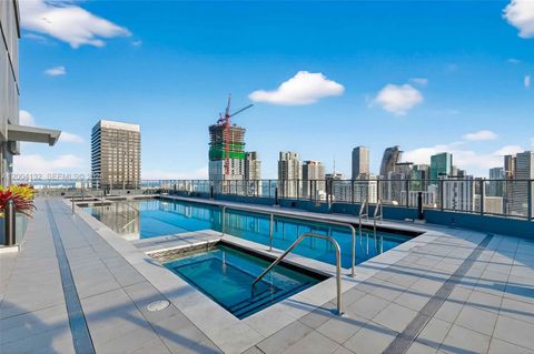 Tiny photo for 121 NE 5th Steet St #3313, Miami, FL 33132 (MLS # A12004132)