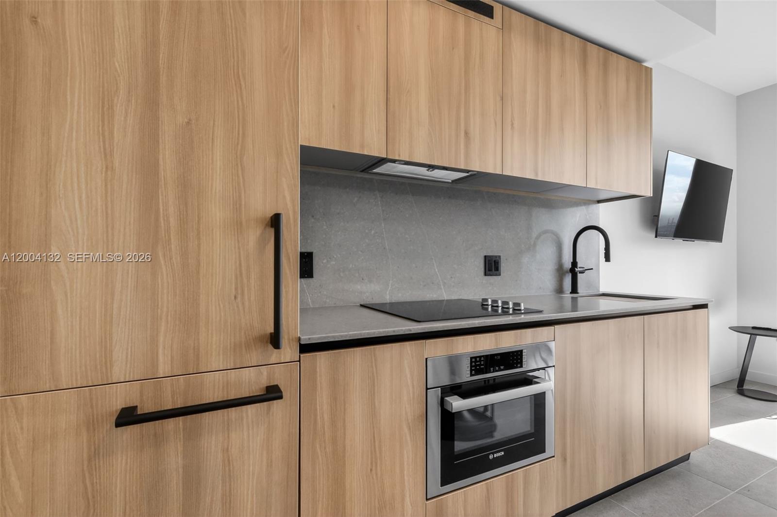 501 FIRST RESIDENCES - Residential