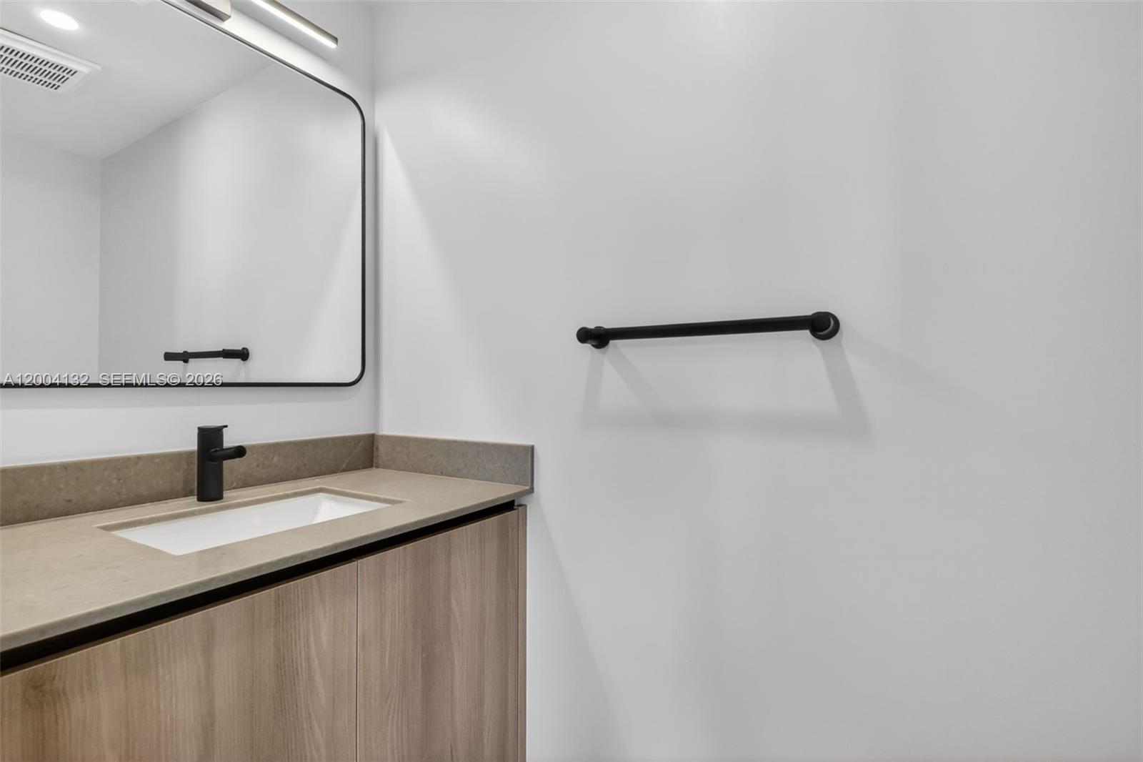 501 FIRST RESIDENCES - Residential