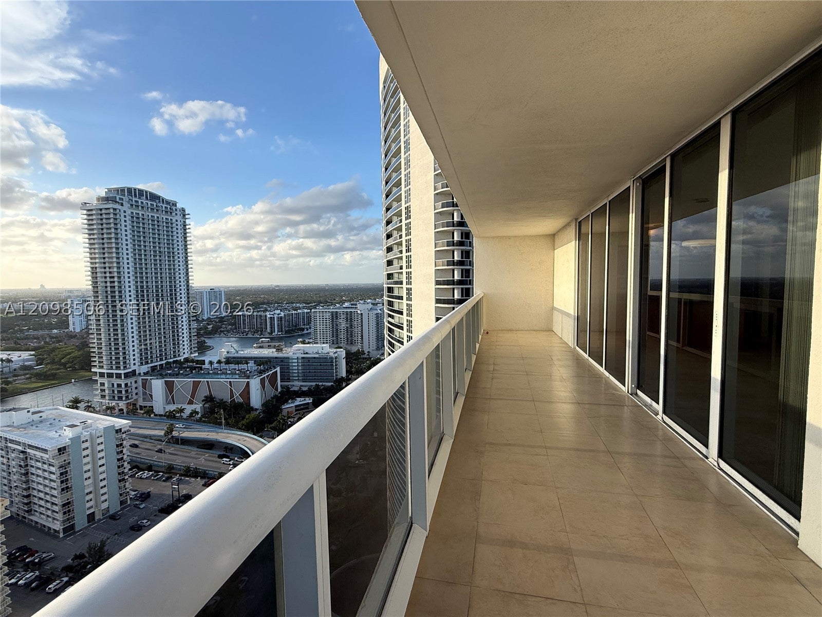 1830 S Ocean Dr 3006