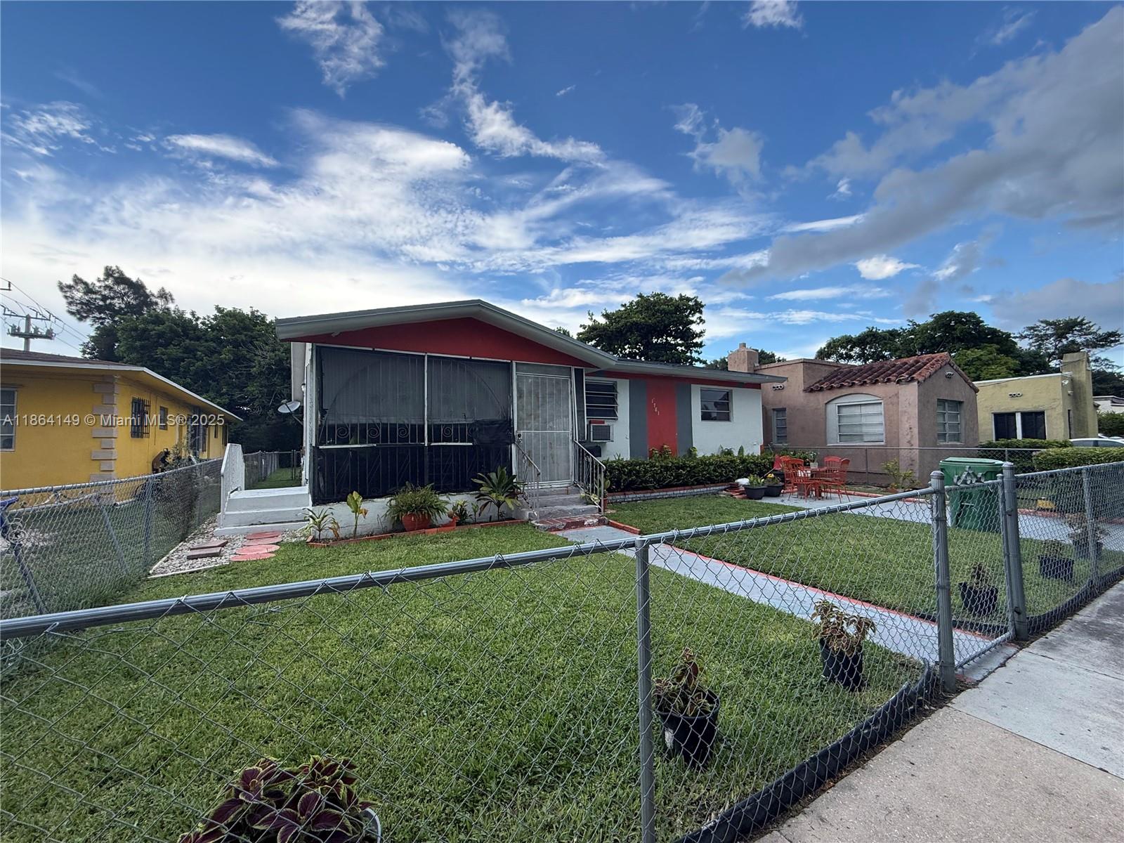 1781 NW 49th St