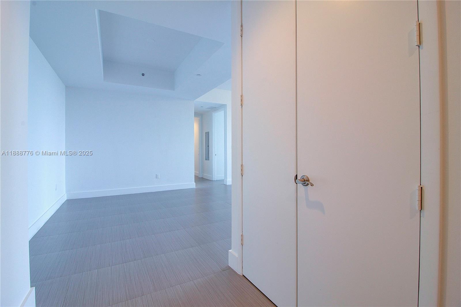 TDR TOWER II CONDO - Residential Lease