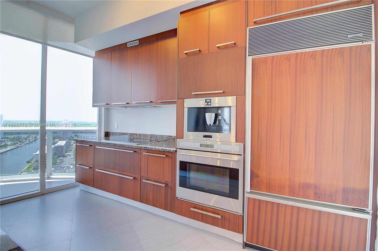 TDR TOWER II CONDO - Residential Lease