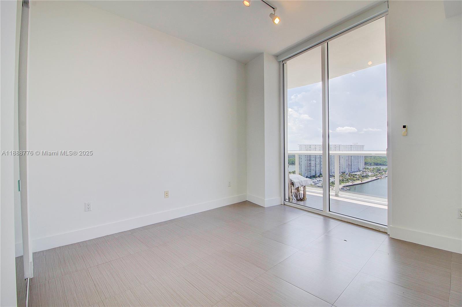 TDR TOWER II CONDO - Residential Lease