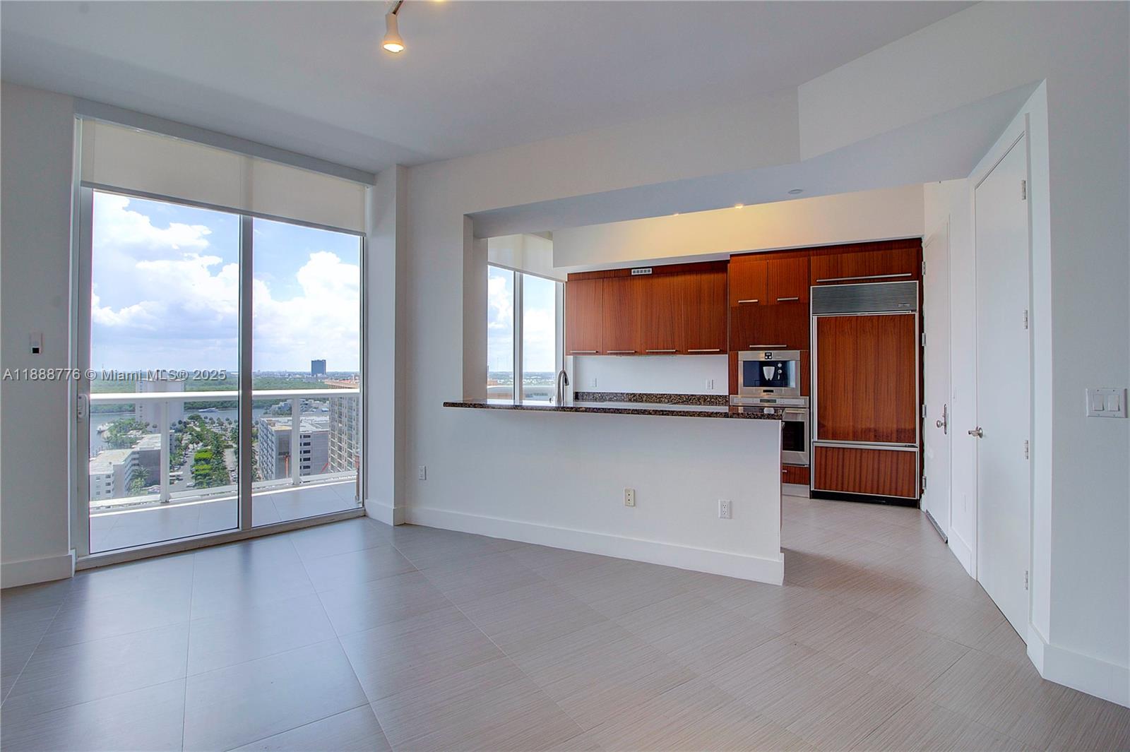 TDR TOWER II CONDO - Residential Lease