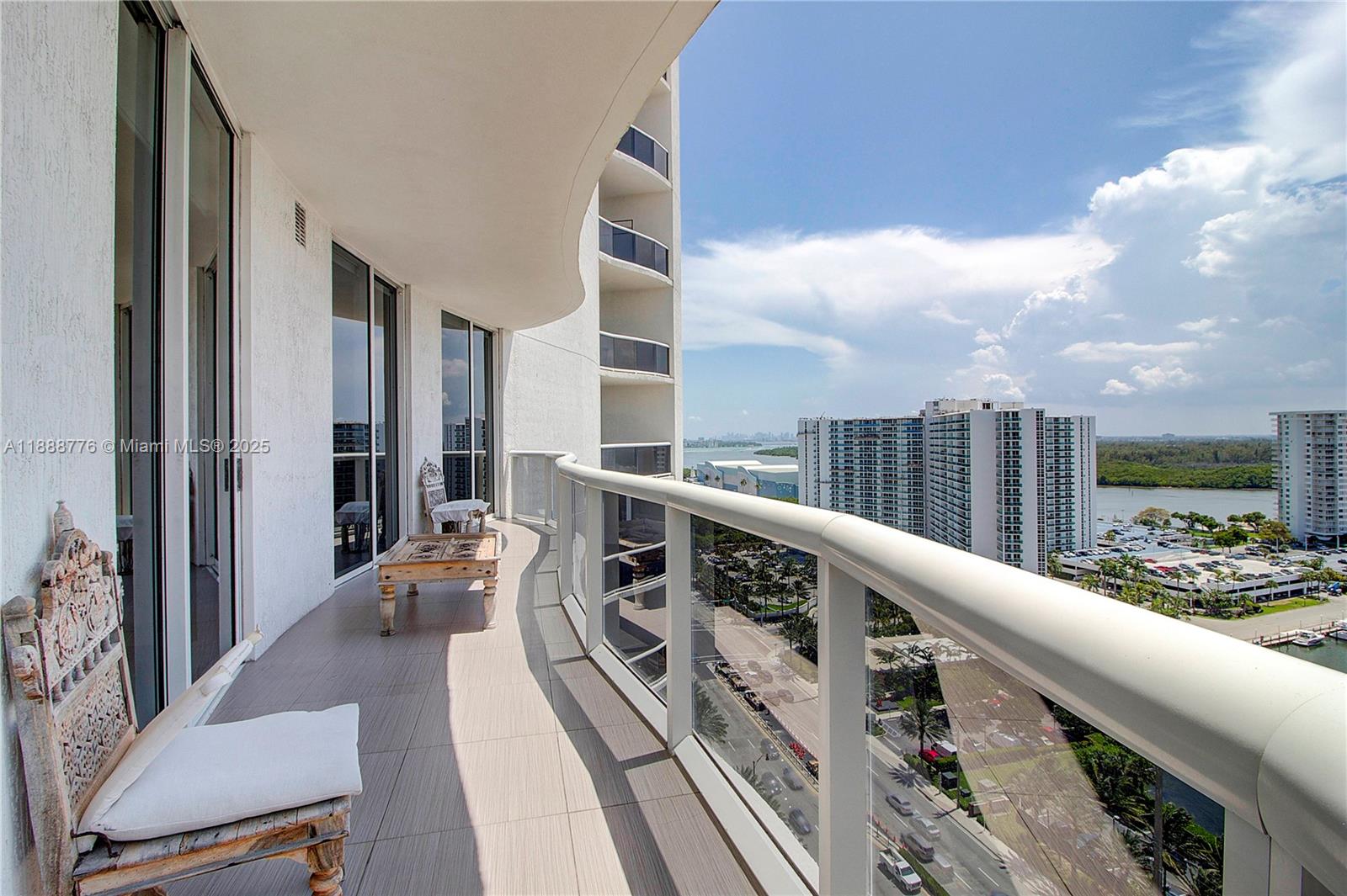 TDR TOWER II CONDO - Residential Lease