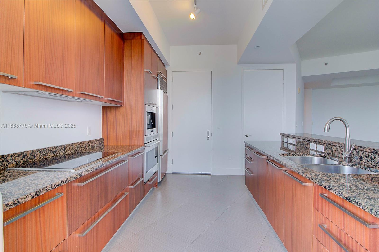 TDR TOWER II CONDO - Residential Lease