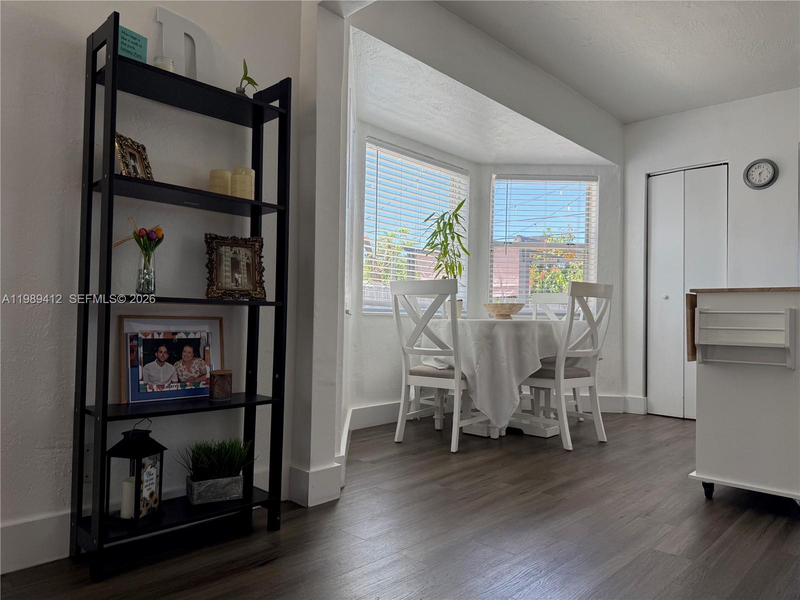 SUNSHINE MANOR - Residential