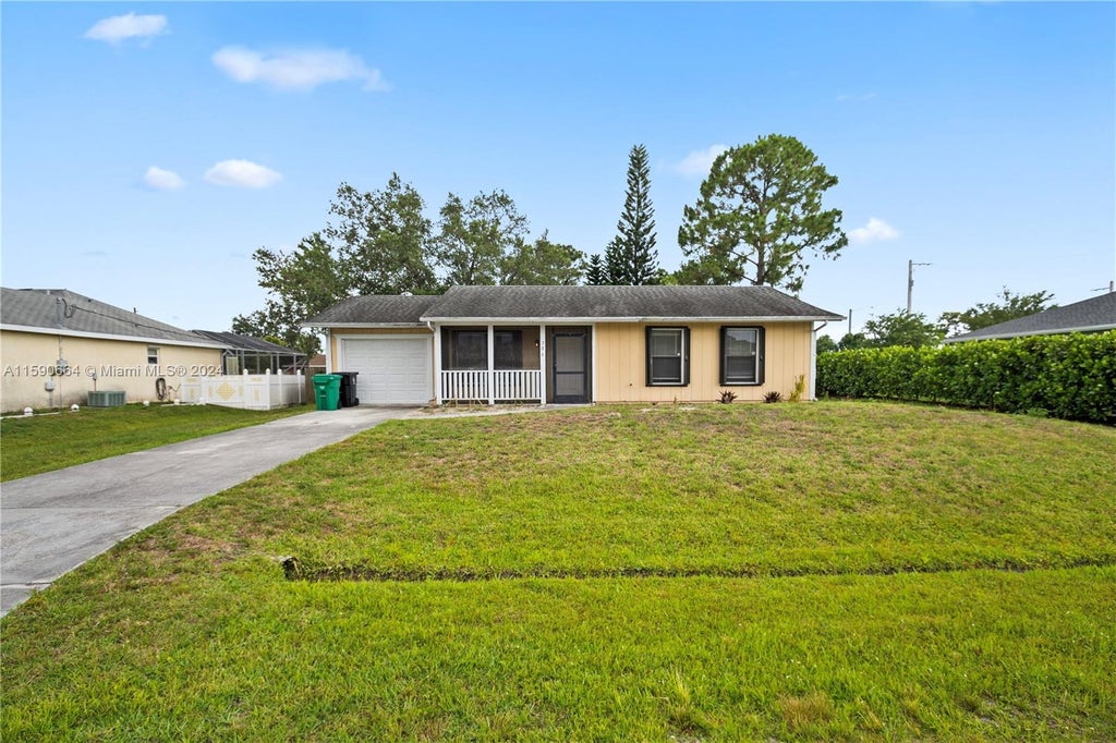 Photo of 386 SW Majestic Ter, Port Saint Lucie, FL 34984 (MLS # A11590664)