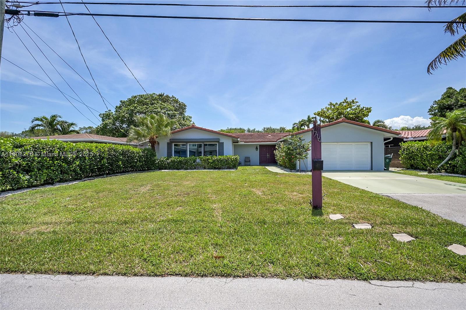 Property for Sale at 1716 Nw 36th Ct, Oakland Park, Miami-Dade County, Florida - Bedrooms: 3 
Bathrooms: 3  - $889,000