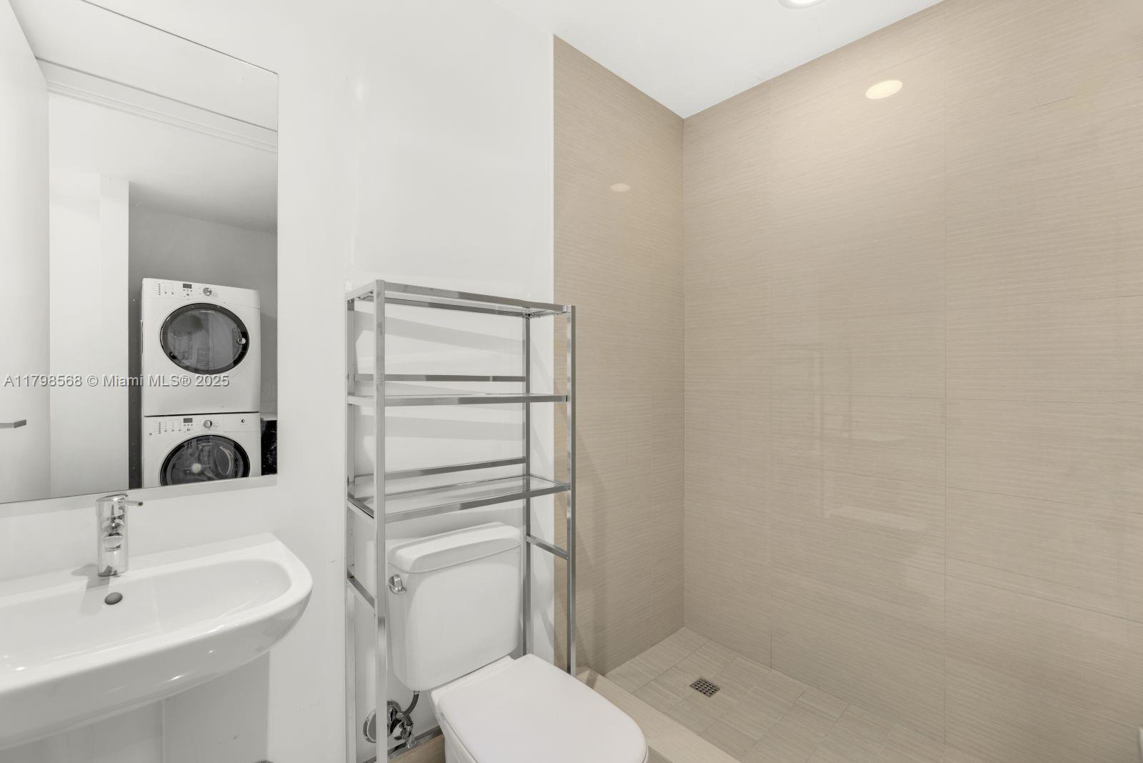 ECHO CONDO - Residential