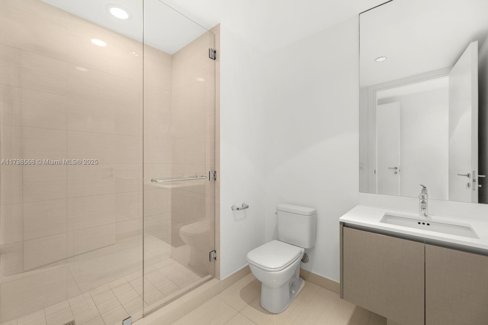 ECHO CONDO - Residential