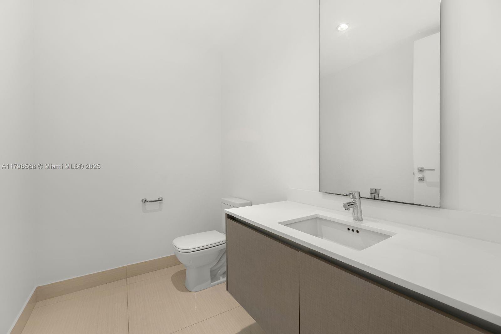 ECHO CONDO - Residential