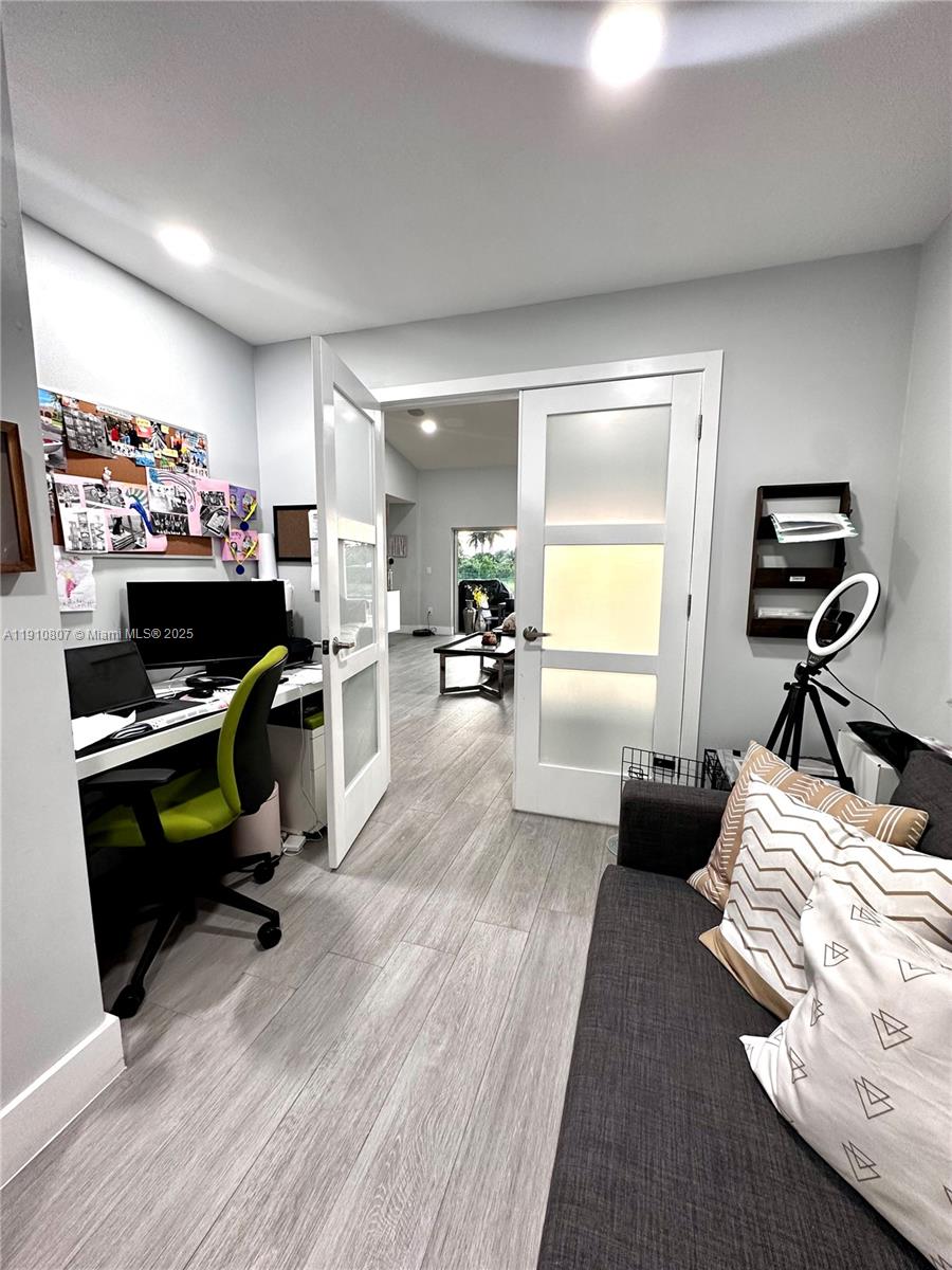 WINDSOR PALMS - Residential Lease