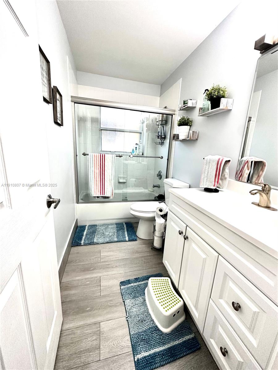 WINDSOR PALMS - Residential Lease