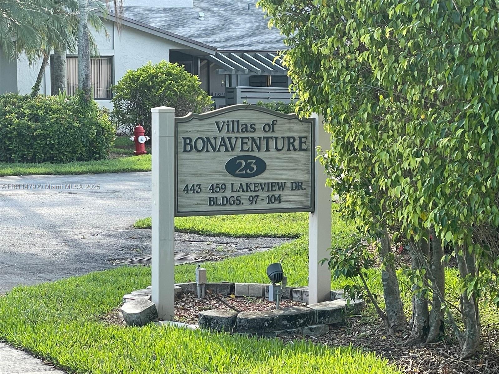 449 Lakeview Dr 2, Weston, Broward County, Florida - 2 Bedrooms  
2 Bathrooms - 