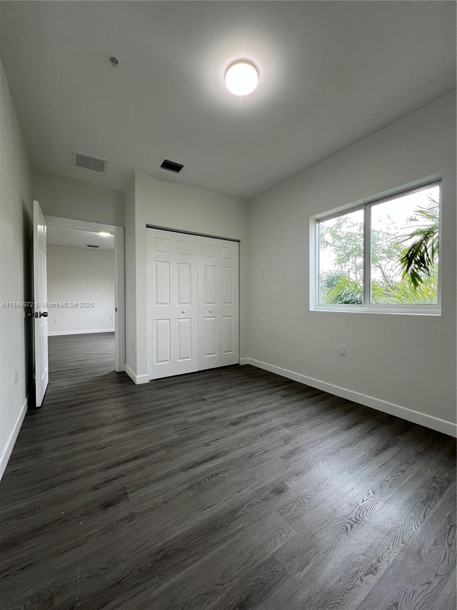 ALLAPATTAH HIGHLANDS ADD - Residential Lease