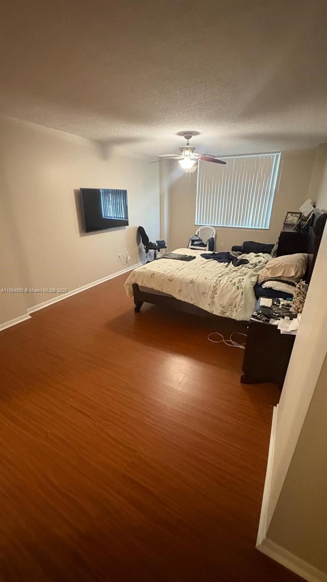 GREENWICH PH I CONDO - Residential Lease