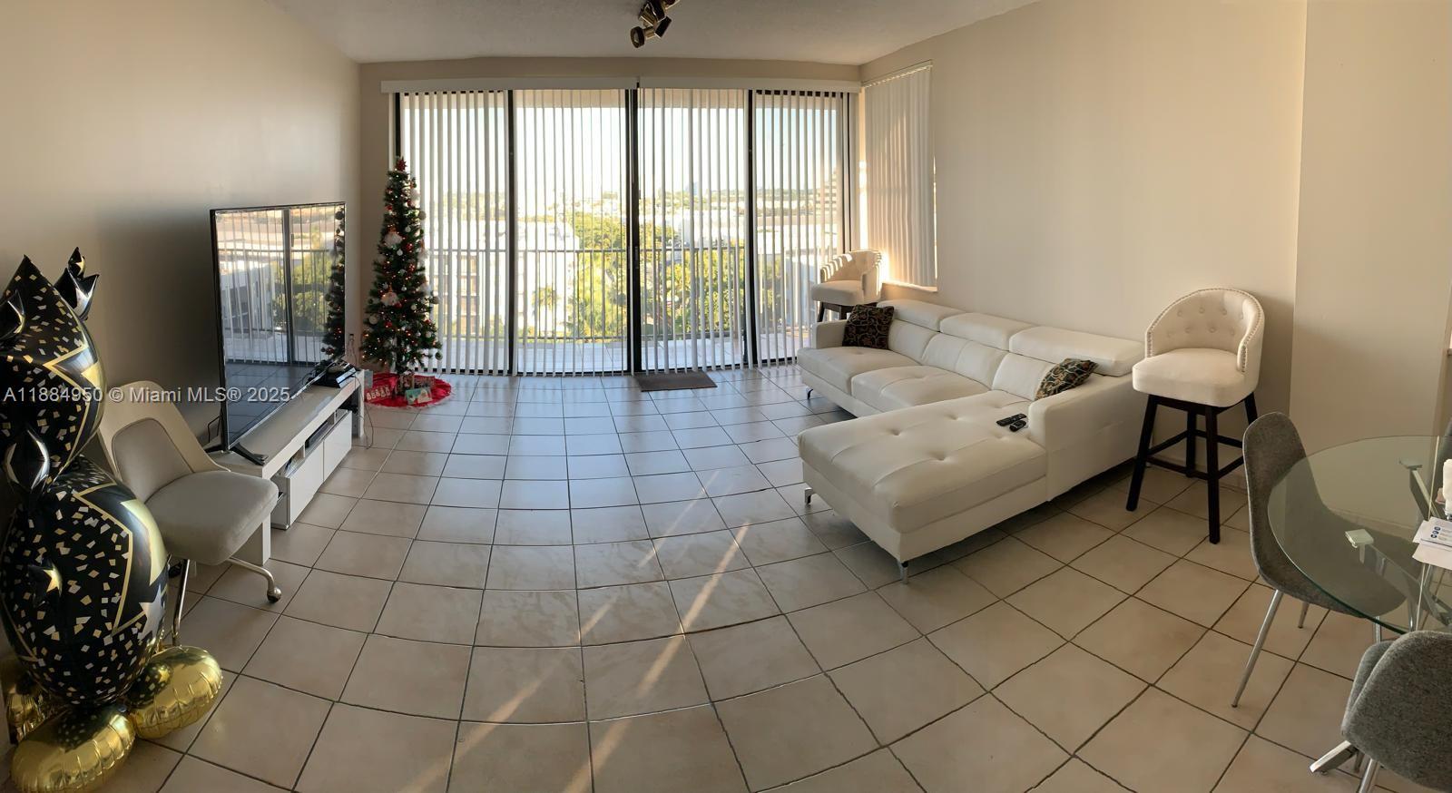 GREENWICH PH I CONDO - Residential Lease