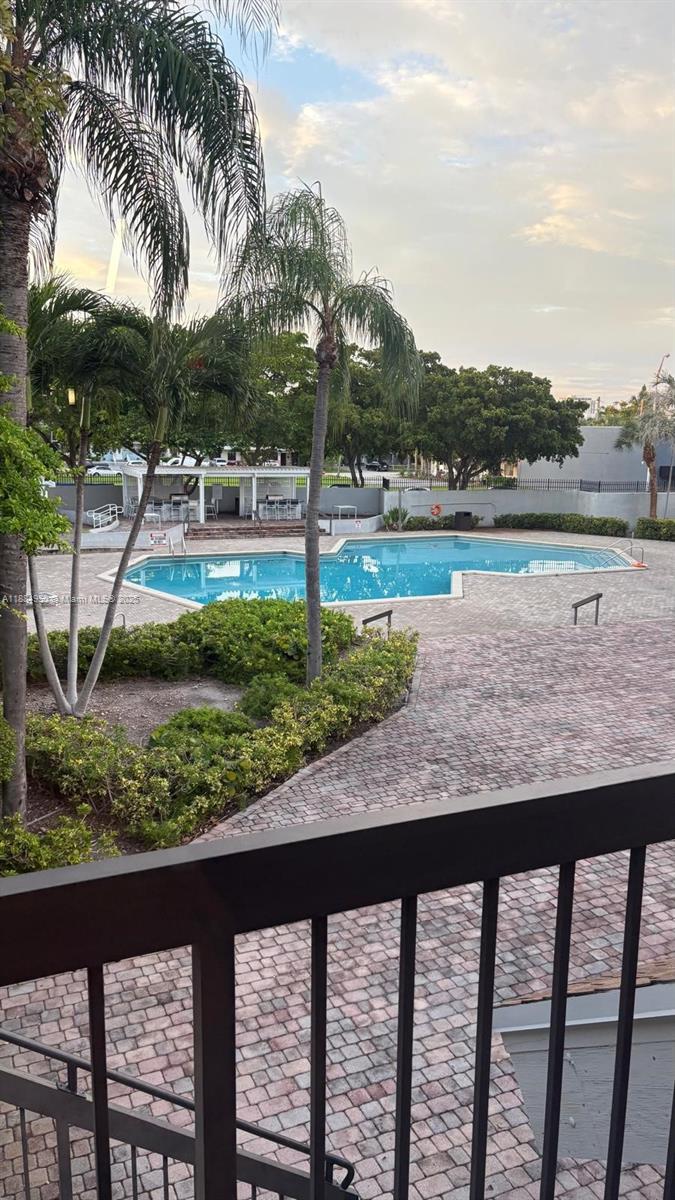 GREENWICH PH I CONDO - Residential Lease
