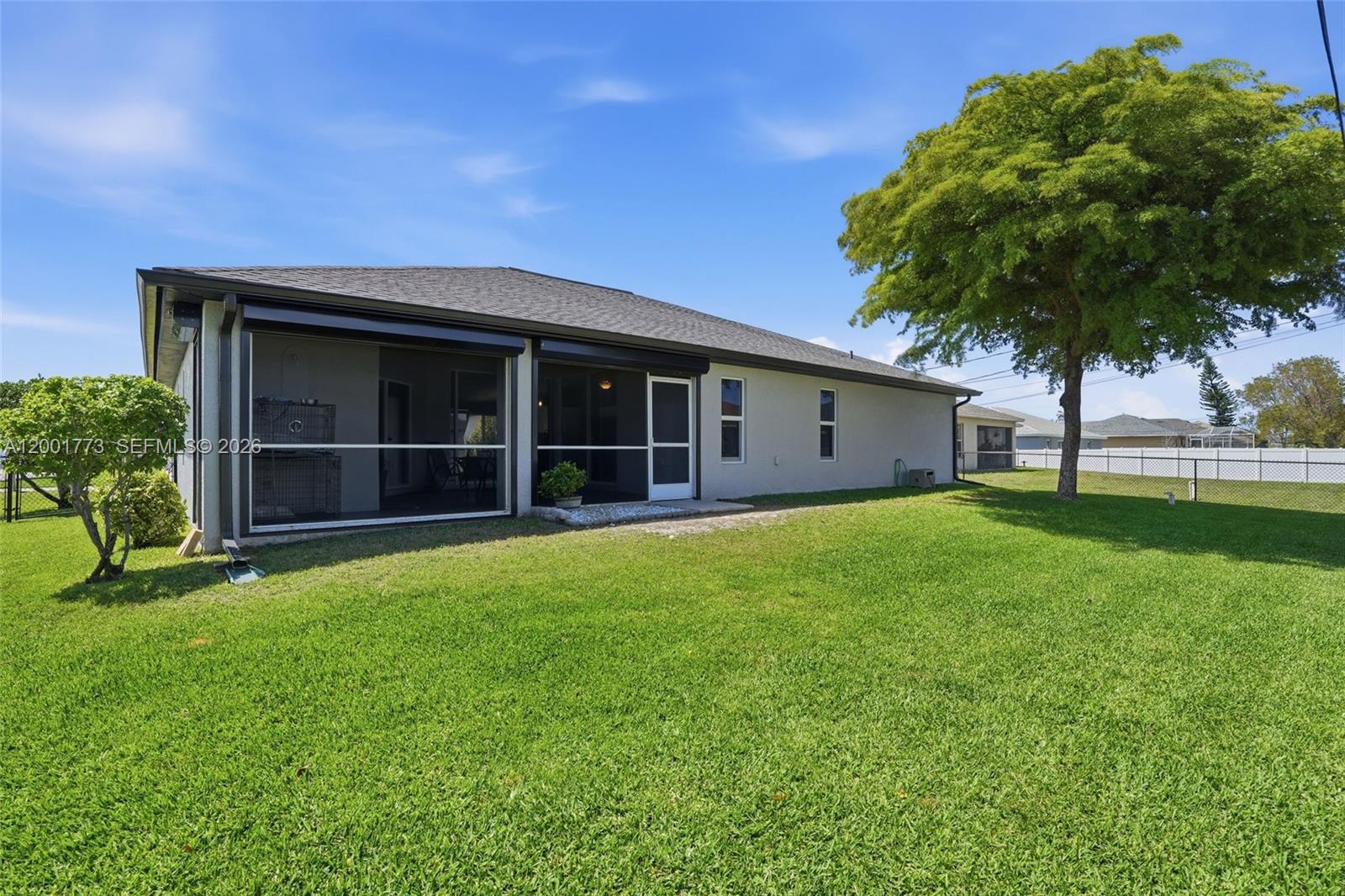 CAPE CORAL - Residential