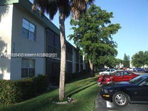 4275 Nw 89th Ave 207, Coral Springs, Broward County, Florida - 2 Bedrooms  
1 Bathrooms - 