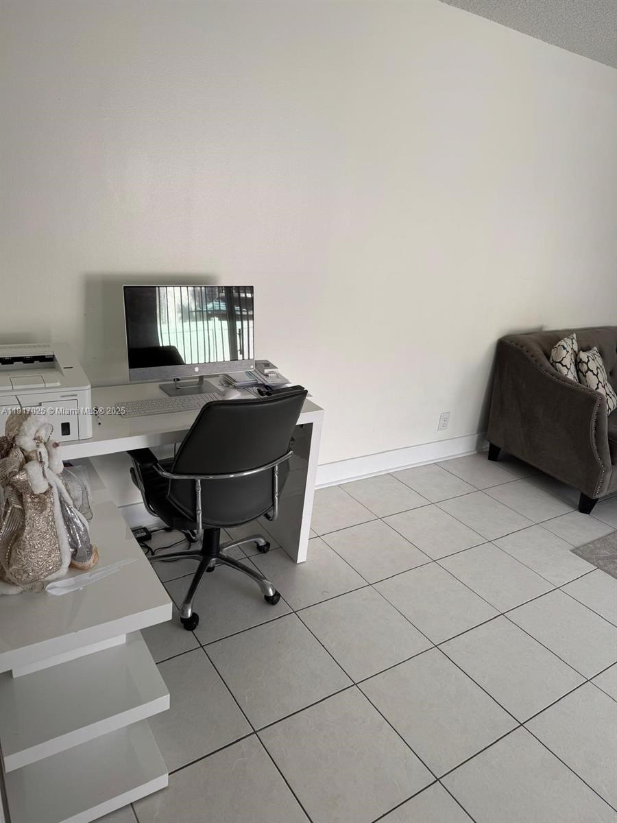 KARANDA VILLAGE V-A CONDO - Residential Lease