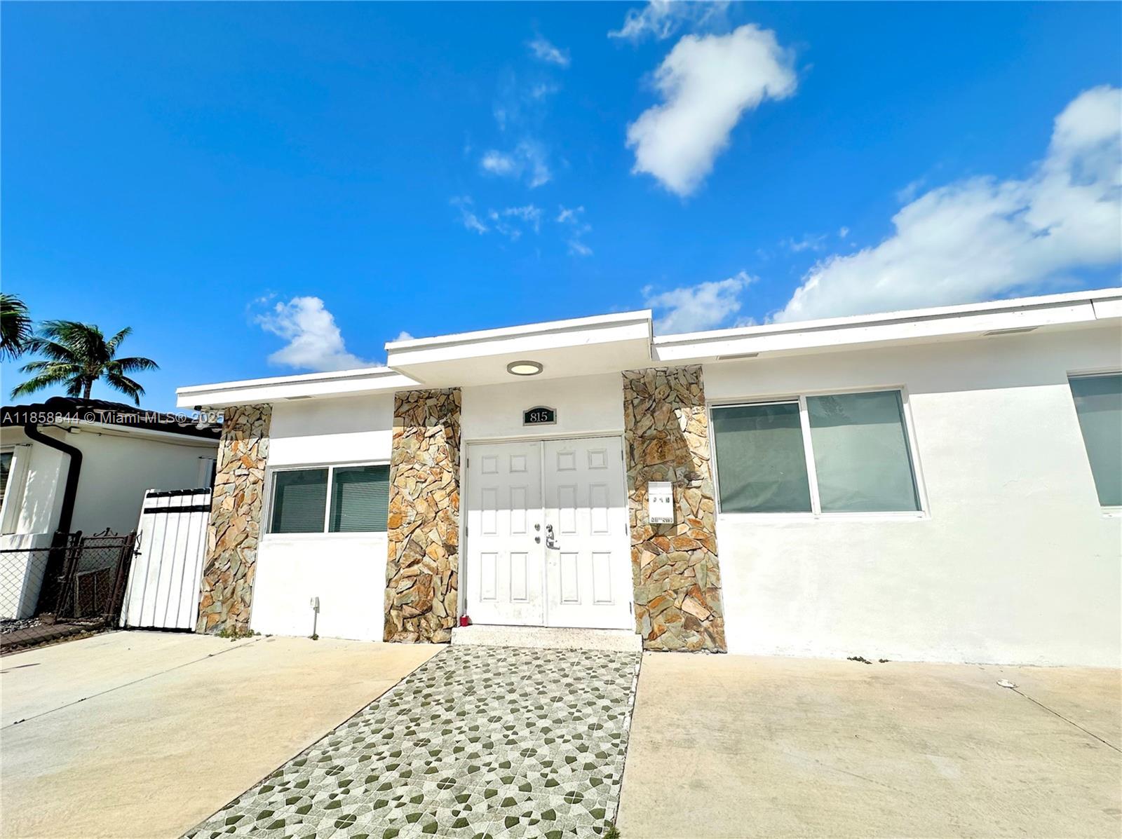 RARE GEM! Spacious Studio walking distance to the beach! This beautiful Studio is located next to parks, basketball courts, restaurants, and highways, and just minutes away from Bal Harbour Shops, Aventura Mall, South Beach, and MIA Airport. UTILITIES INCLUDED! Move In to Paradise Now! Call for a showing!