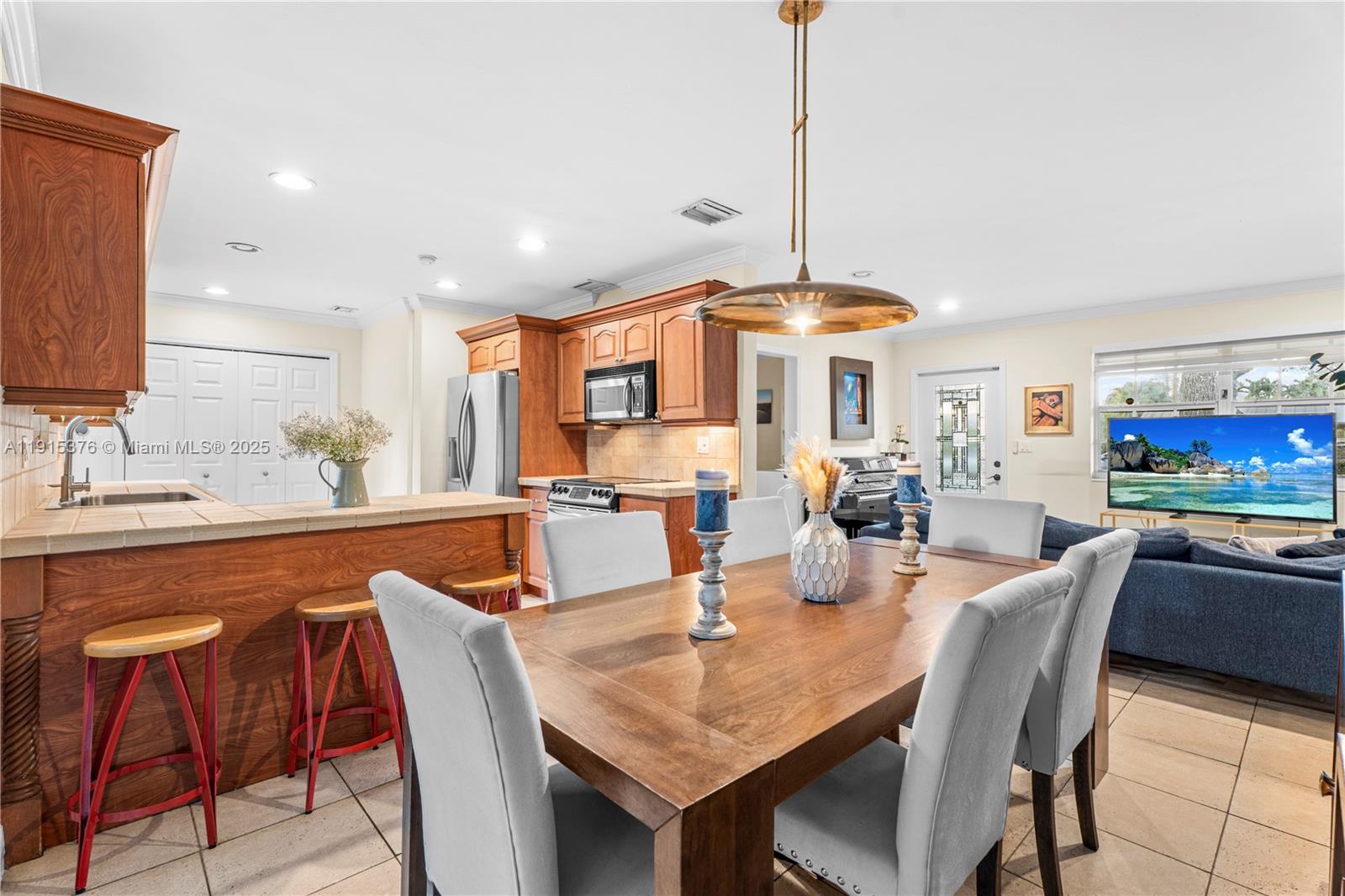 SUNSET ESTATES - Residential