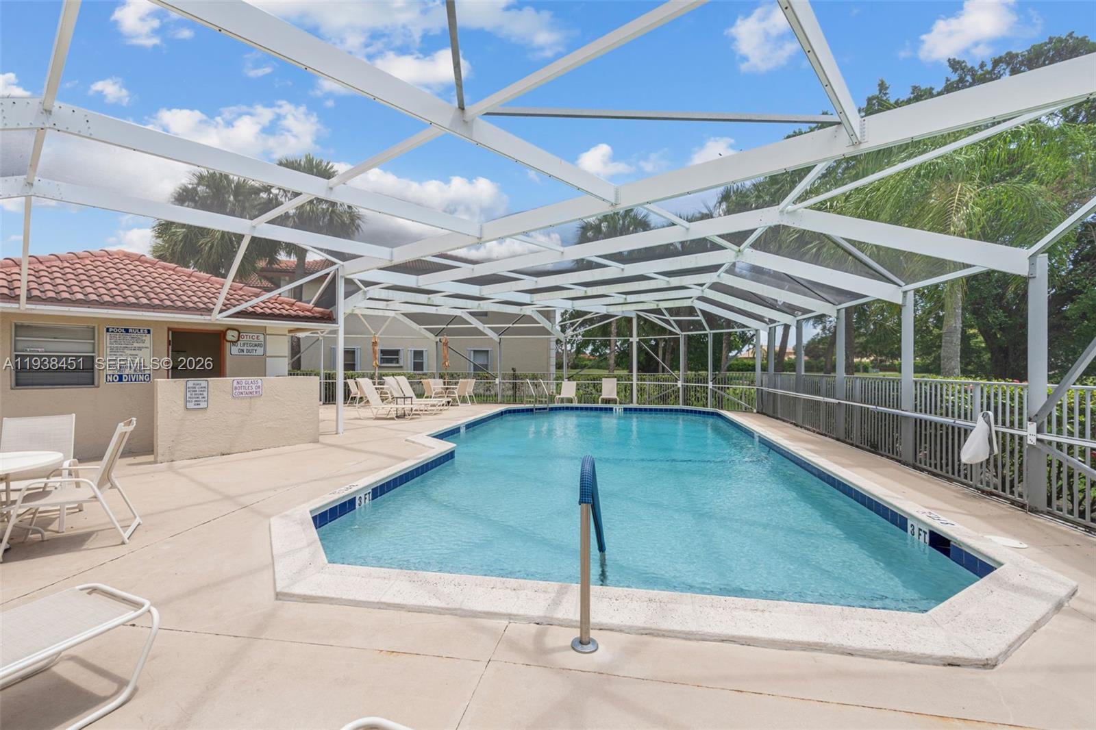 GOLFSIDE - Residential