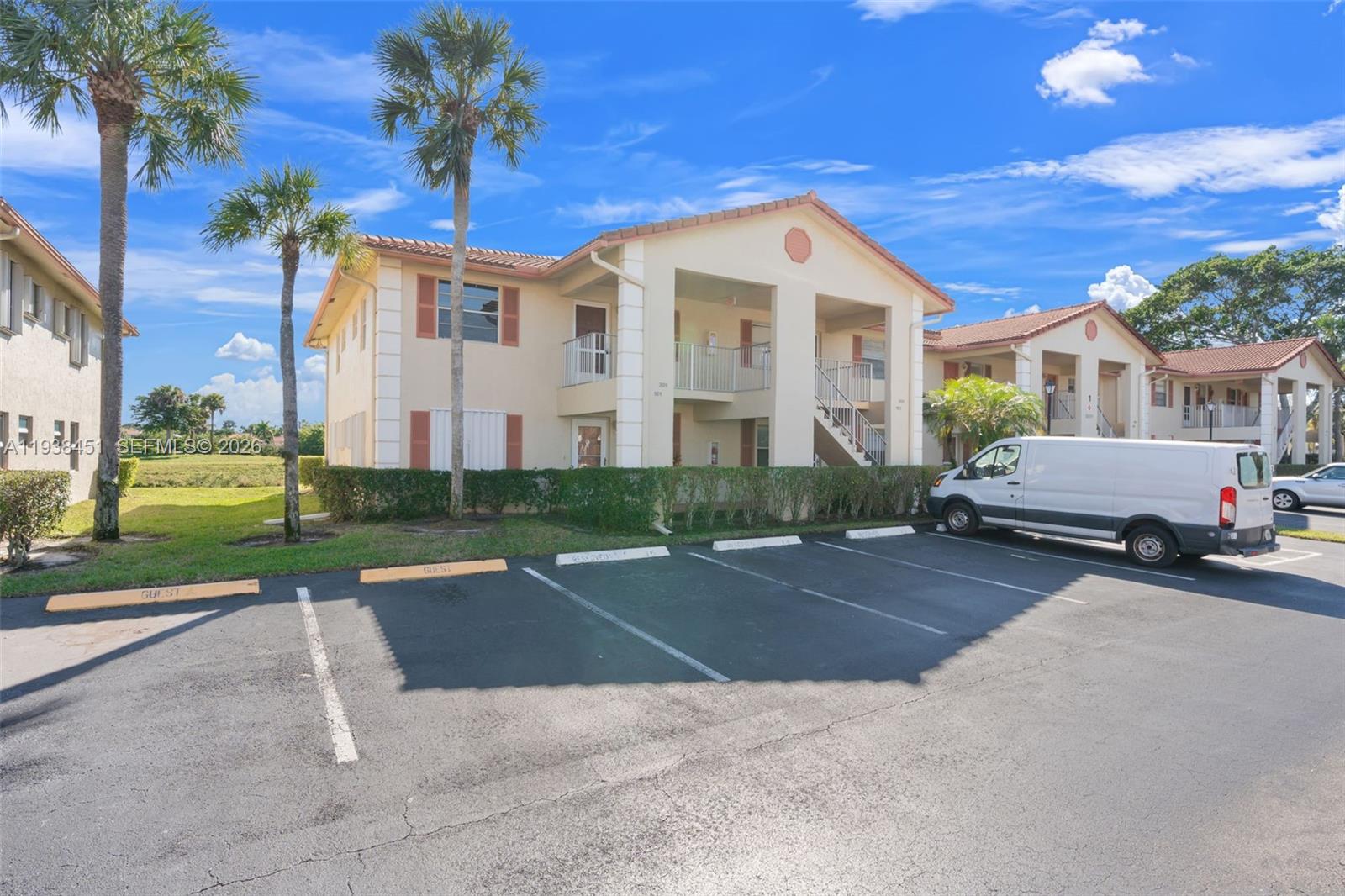 GOLFSIDE - Residential