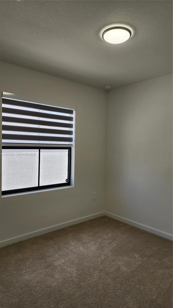 MIAMI LAND AND DEVELOPMEN - Residential Lease